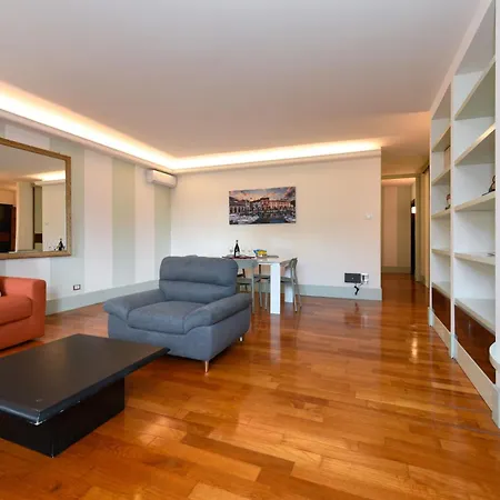 Le Finestre Sugli Ulivi Centro Storico Desenzano Apartment