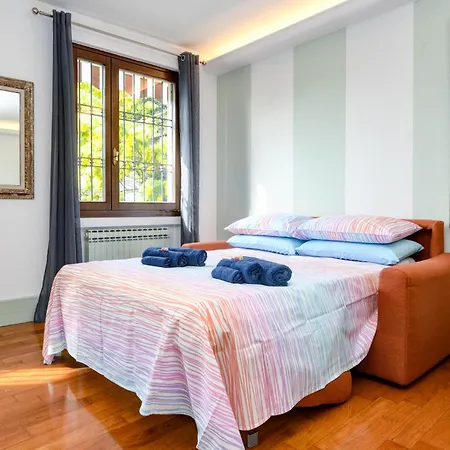 Apartment Le Finestre Sugli Ulivi Centro Storico Desenzano