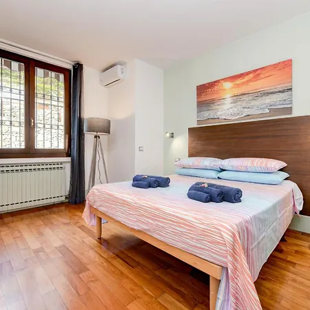 Le Finestre Sugli Ulivi Centro Storico Desenzano Desenzano del Garda